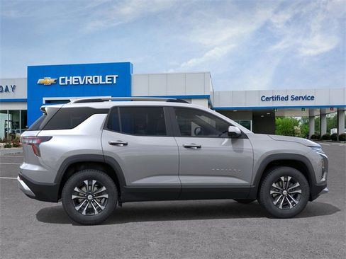 New 2026 Chevrolet Equinox LT image 5