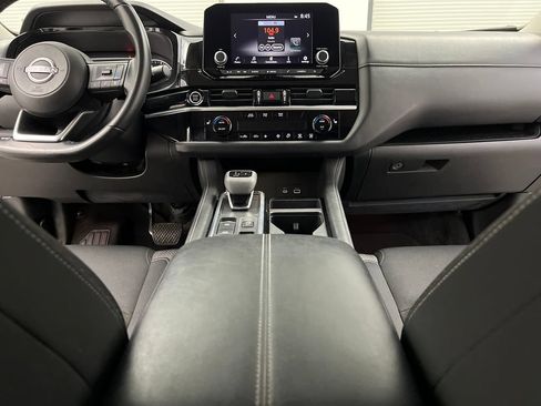 Used 2024 Nissan Pathfinder SV FWD image 45