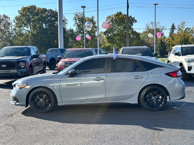 Used 2022 Honda Civic Sport image 4