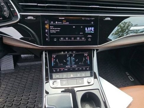 Used 2025 Audi Q8 Premium Plus AWD/4WD image 9