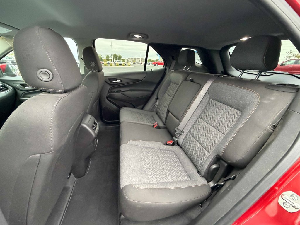 Used 2024 Chevrolet Equinox LT AWD/4WD image 18