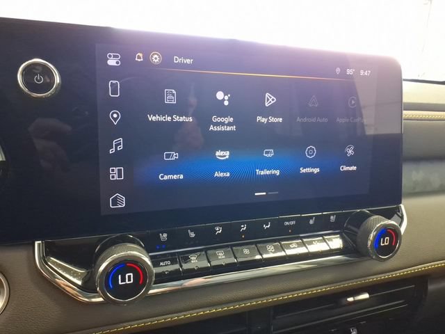 Used 2024 Chevrolet Colorado ZR2 w/ ZR2 Convenience Package III AWD/4WD image 20