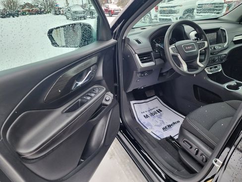 Used 2023 GMC Terrain SLE w/ Driver Convenience Package image 26