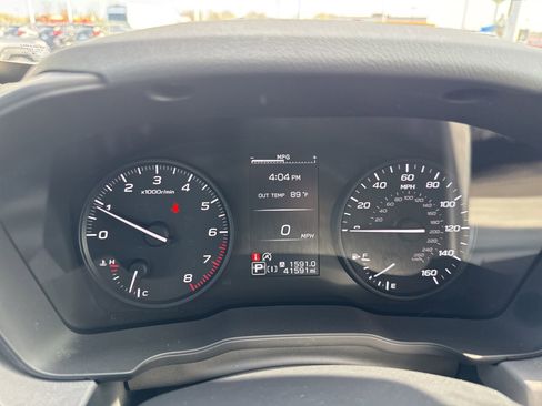 Used 2024 Subaru Crosstrek 2.0i image 13