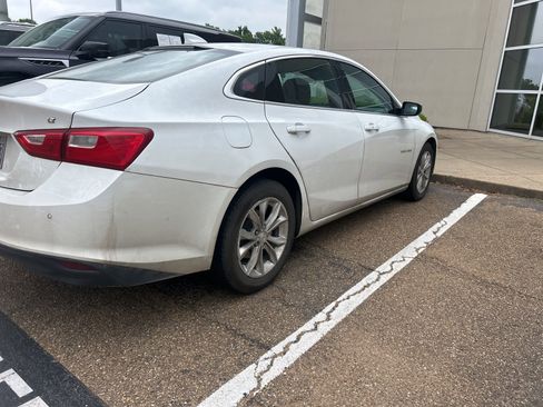 Used 2024 Chevrolet Malibu LT FWD image 26