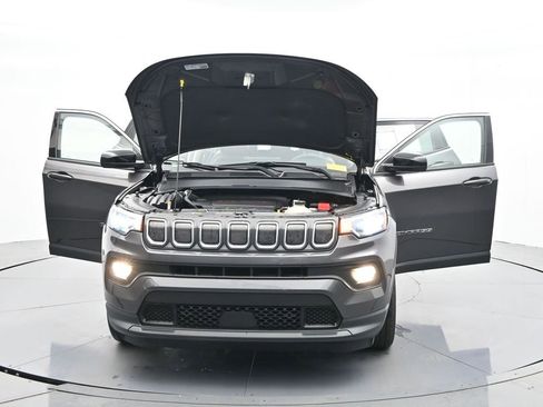 Used 2022 Jeep Compass Latitude w/ Sun and Sound Group image 44