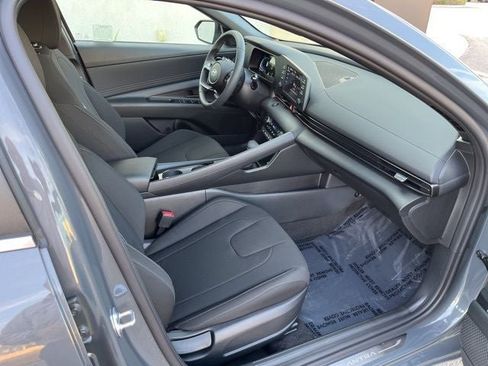 New 2026 Hyundai Elantra SEL Sport Premium image 30