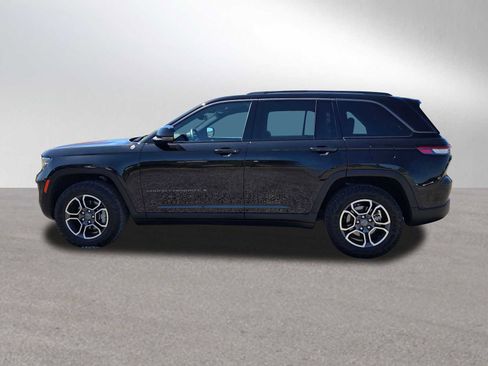 Used 2022 Jeep Grand Cherokee Trailhawk AWD/4WD image 6