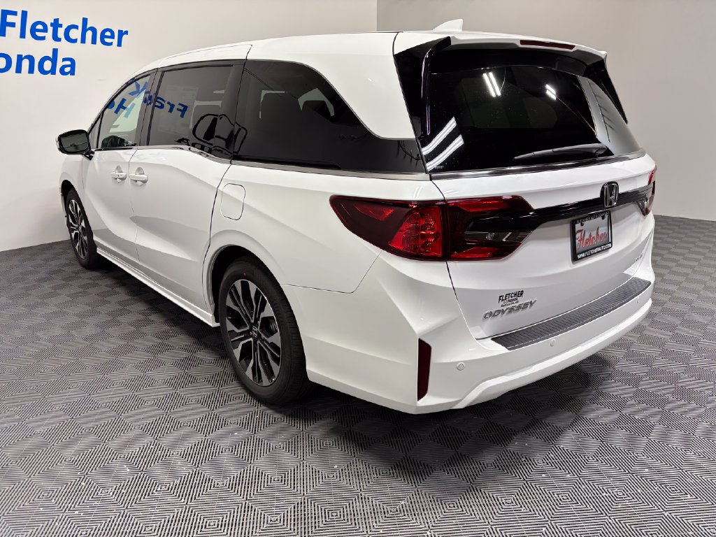 New 2027 Honda Odyssey Elite image 4