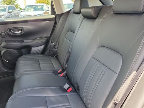 Used 2025 Honda HR-V EX-L image 15