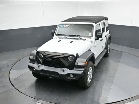 Used 2020 Jeep Wrangler Unlimited Sport S image 45