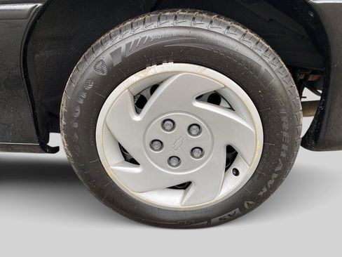 Used 1995 Chevrolet Camaro LT RWD image 26