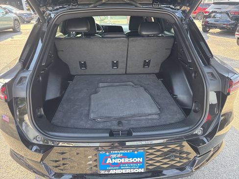 Used 2025 Chevrolet Equinox EV RS image 17