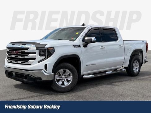 Used 2025 GMC Sierra 1500 SLE image 1