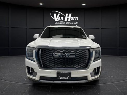 Used 2023 GMC Yukon XL Denali Ultimate image 8