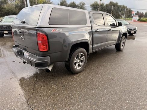 Used 2017 Chevrolet Colorado Z71 image 4