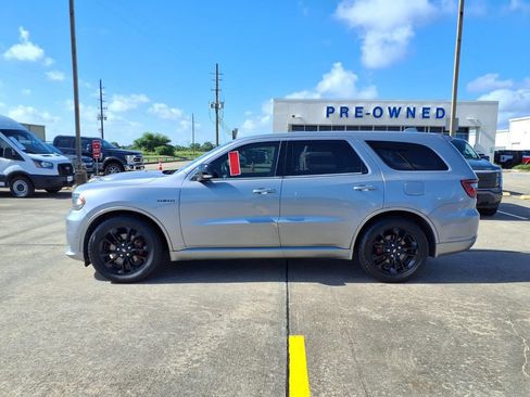 Used 2020 Dodge Durango R/T w/ Blacktop Package RWD image 3