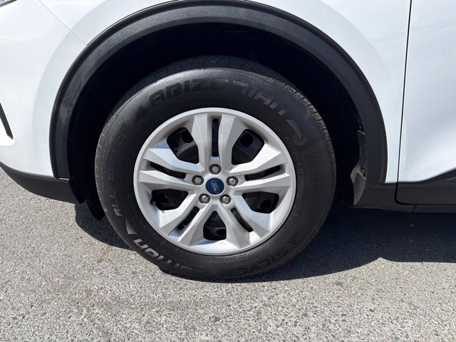 Used 2023 Ford Escape AWD image 4