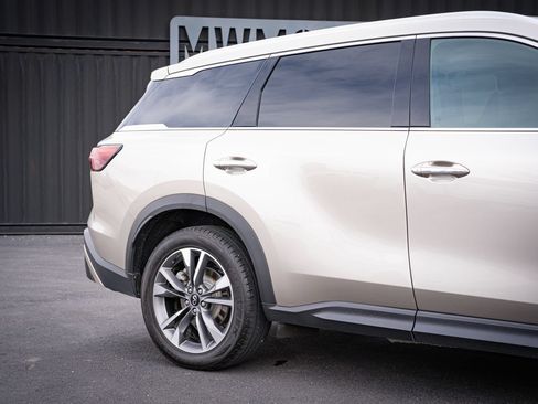 Used 2023 INFINITI QX60 Luxe AWD/4WD image 5