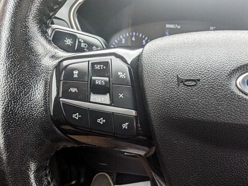 Used 2021 Ford Escape SEL image 19