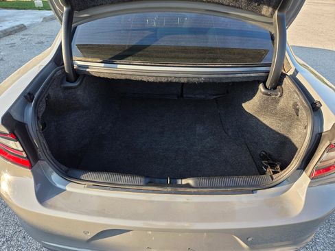 Used 2018 Dodge Charger SXT Plus image 16