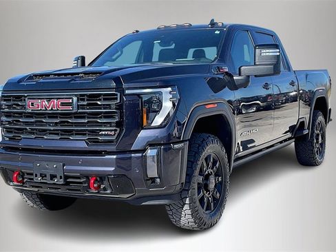 Used 2024 GMC Sierra 2500 AT4 w/ AT4 Premium Plus Package image 2