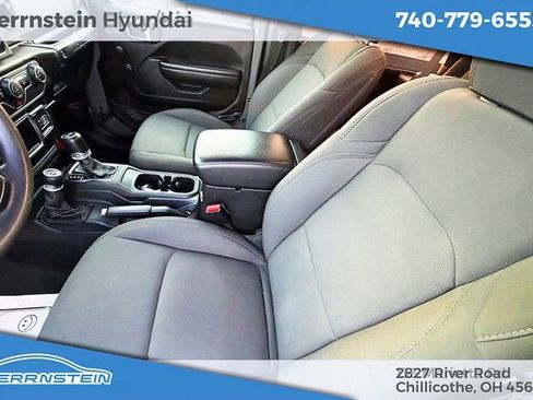 Used 2021 Jeep Wrangler Sport AWD/4WD image 13