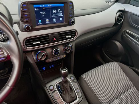 Used 2019 Hyundai Kona SEL AWD/4WD image 25