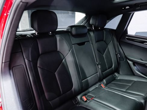 Used 2023 Porsche Macan S w/ Premium Package Plus AWD/4WD image 31