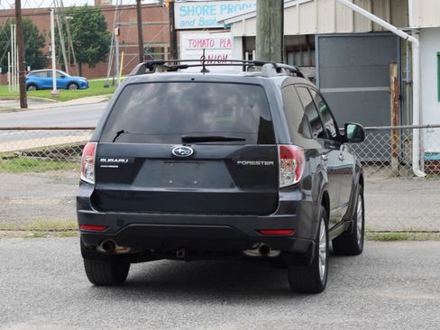 Used 2012 Subaru Forester 2.5X Premium w/ All-Weather Pkg AWD/4WD image 8