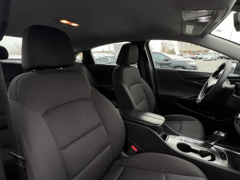 Used 2020 Chevrolet Malibu LT image 26