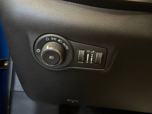 Used 2024 Jeep Compass Limited AWD/4WD image 16