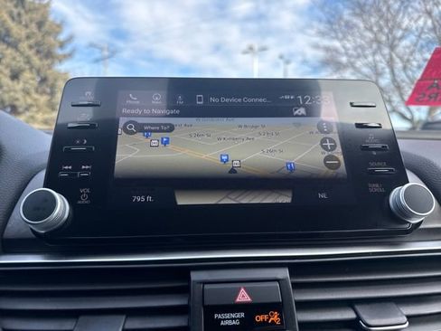 Certified 2022 Honda Accord Touring image 35