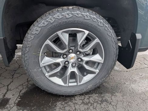 New 2026 Chevrolet Silverado 1500 LT image 25