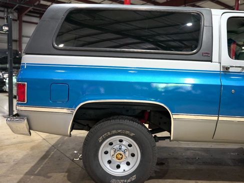 Used 1990 GMC Jimmy 4WD image 9