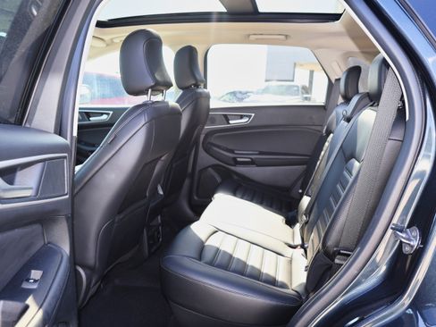 Used 2024 Ford Edge SEL w/ Convenience Package image 15