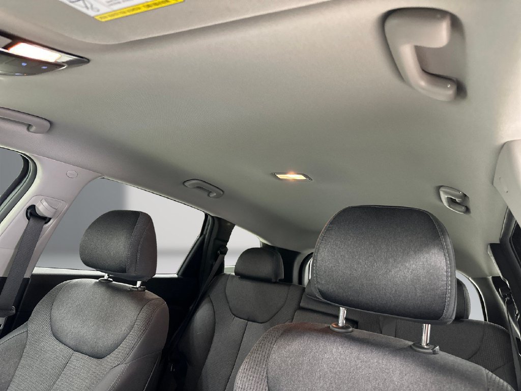 Certified 2023 Hyundai Santa Fe SEL FWD image 18