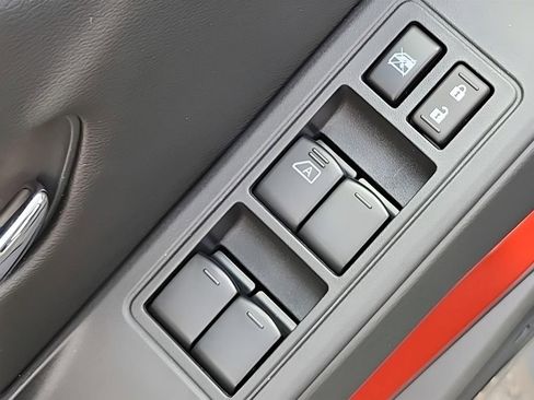 New 2025 Nissan Frontier PRO-4X w/ Pro Premium Package image 17