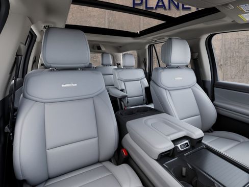New 2027 Ford Expedition Platinum RWD image 12