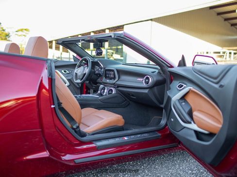 Used 2021 Chevrolet Camaro SS image 39