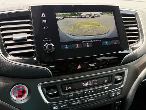 Used 2022 Honda Passport TrailSport image 28