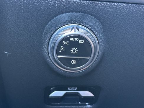 Used 2024 Mercedes-Benz C 300 4MATIC Sedan image 38