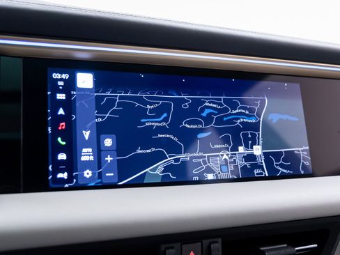 Certified 2024 Porsche Macan 4 Electric image 23