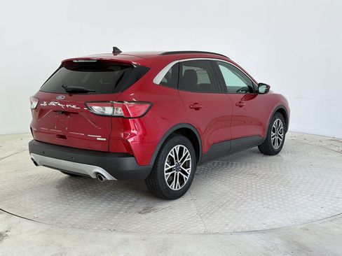 Used 2020 Ford Escape SEL FWD image 9