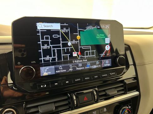 Used 2023 Nissan Pathfinder SL w/ SL Premium Package AWD/4WD image 24
