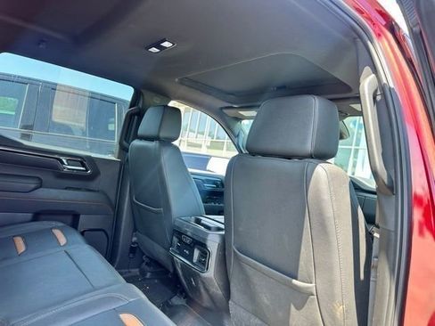 Used 2023 GMC Sierra 1500 AT4 w/ AT4 Premium Package AWD/4WD image 19