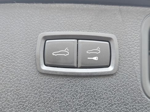 New 2026 Porsche Macan S image 17