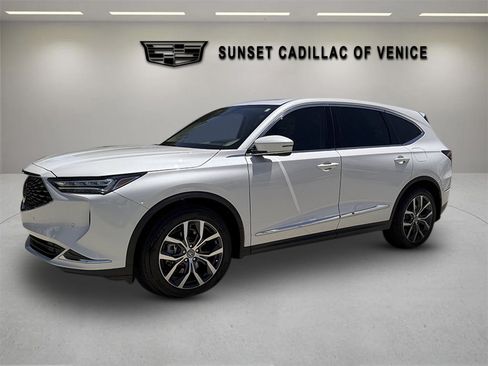 Used 2024 Acura MDX w/ Technology Package AWD/4WD image 7