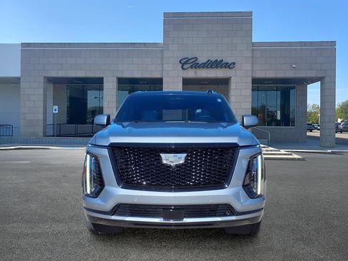 Used 2026 Cadillac Escalade Platinum Sport w/ LPO, ONYX Package AWD/4WD image 2
