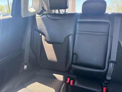 Used 2019 Jeep Compass Latitude AWD/4WD image 14